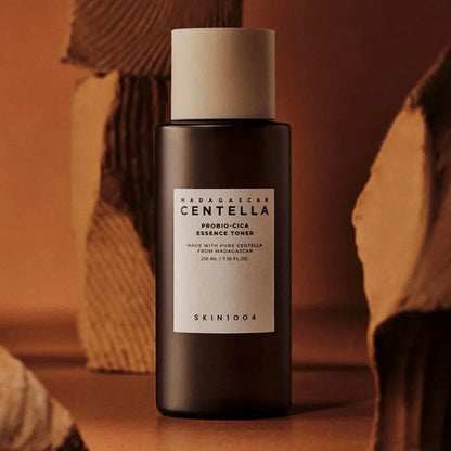 SKIN1004 - MADAGASCAR CENTELLA PROBIO-CICA ESSNECE TONER - 210ml